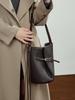 Elegant Cowhide Bucket Bag - Versatile, Large Capacity Genuine Leather Women's Shoulder Bag