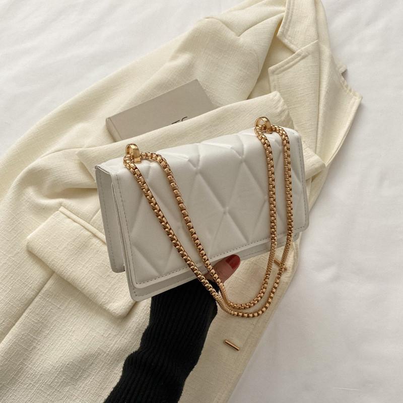 Stylish Small Square Crossbody Bag For Women With Trendy Chain Strap And Casual Design