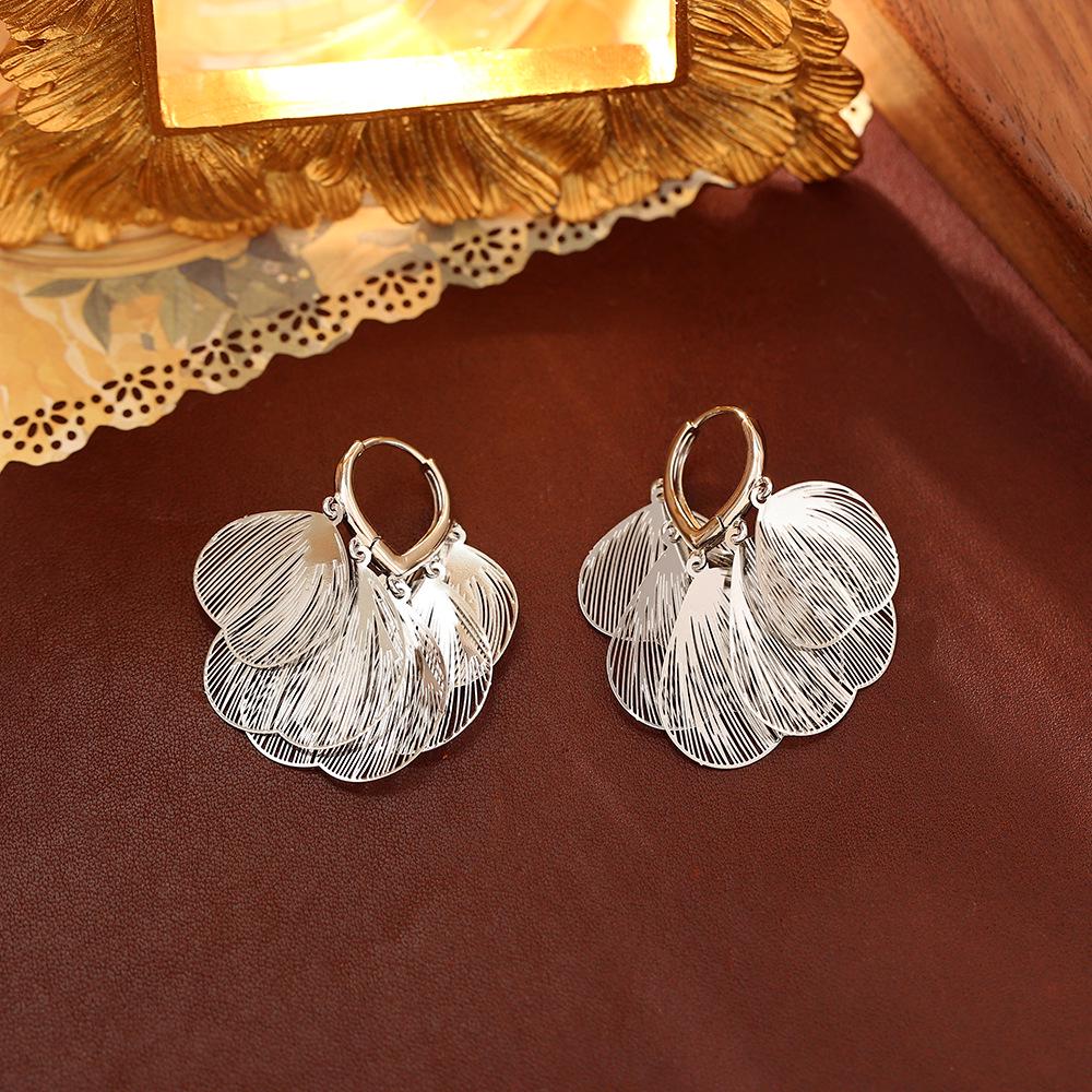 Trendy 24K Gold-Plated Leaf & Butterfly Wing Earrings for Women - Elegant Autumn/Winter Accessory