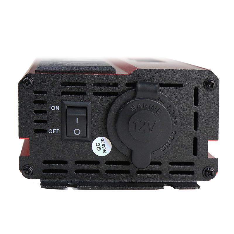 2000W Multi-socket Car Power Inverter with 4 USB Ports for Fast Charging