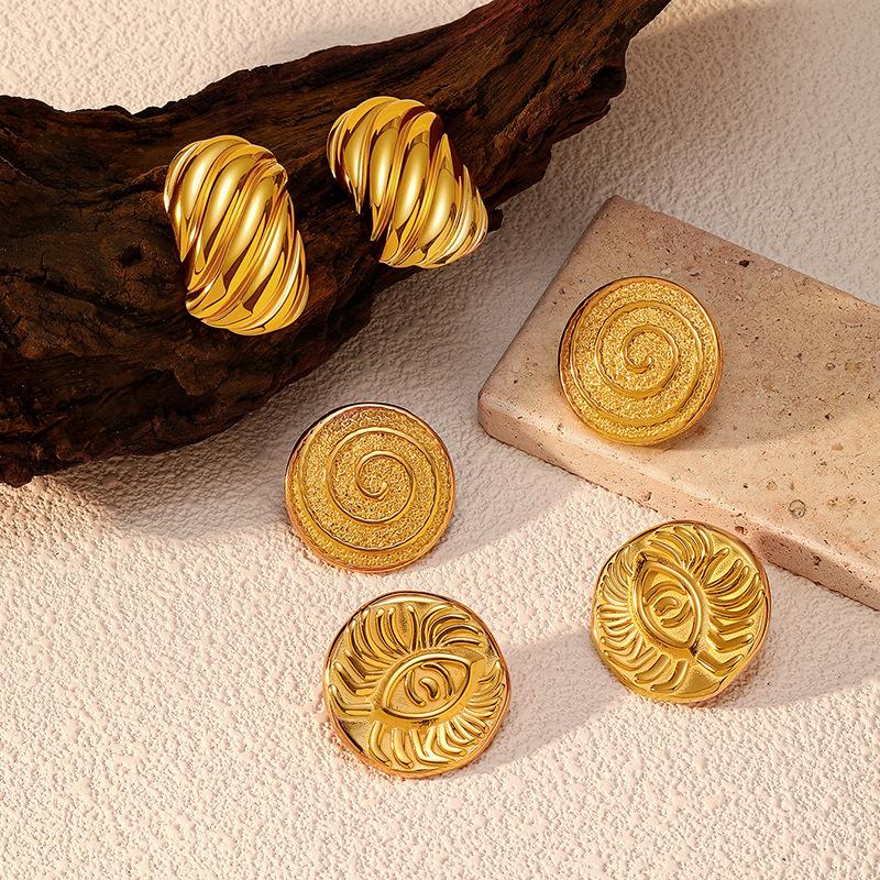 European and American exaggerated personality geometric earrings, new fashion high-end stainless steel earrings, stud earrings for women