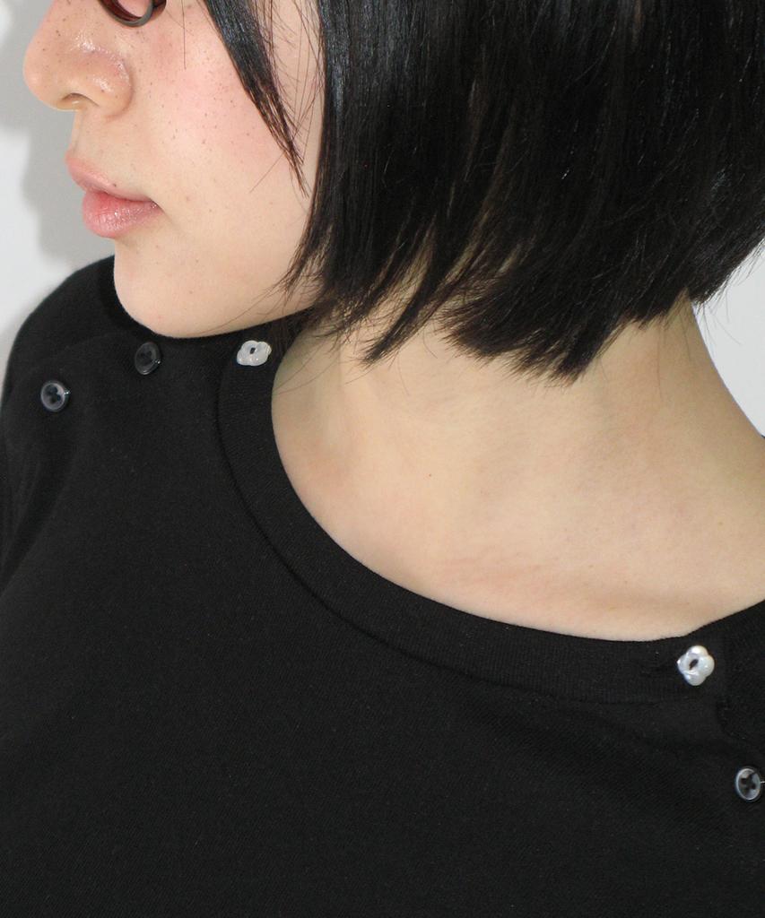RONRON Button Shoulder Slim Fit Long Sleeve Black