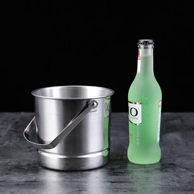 ZISIZ Artificial Crystal Portable Ice Bucket