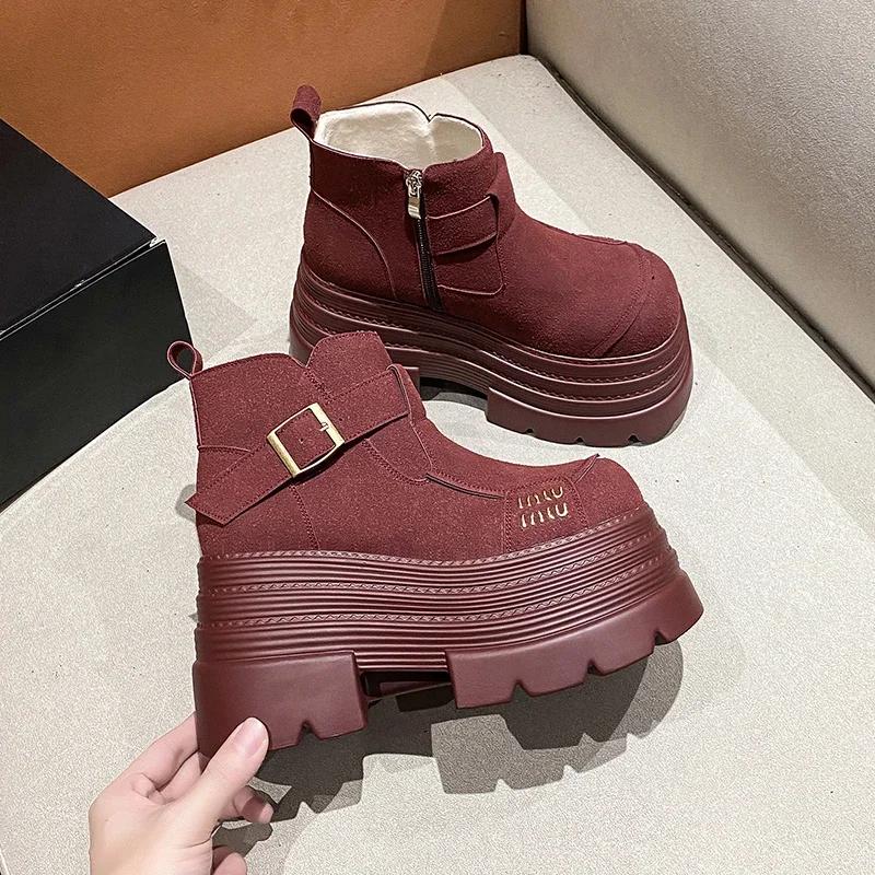 10CM Nya Vinter Kvinnor Varma Snöstövlar Utomhus Plysch Ankelstövlar Halkfria Grova Lädersneakers Slip-On Korta Pälsstövlar Kvinna