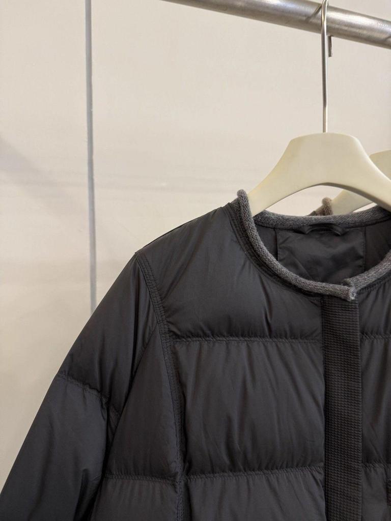 2026 Korean Style Women's Short Down Jacket: Warm, Padded, Round Neck