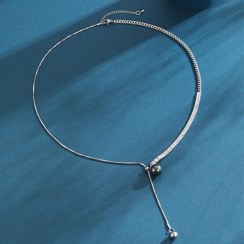 

Pearl Multilayered Fashionable And Crystal Necklace With Unique Geometric Design For Women