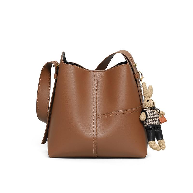 Bucket Bag for Women's New Genuine Leather Women's Bag Autumn and Winter One-shoulder Crossbody Large Capacity Commuting Toy Bag