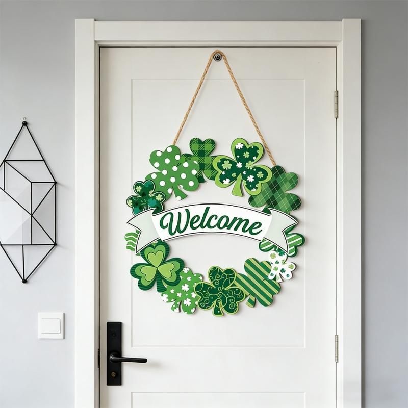 Shamrock Decoration Wooden Door Wreath For Patrick's Day Parties Irish Festival Spring Decoration Welcome Wall Sign