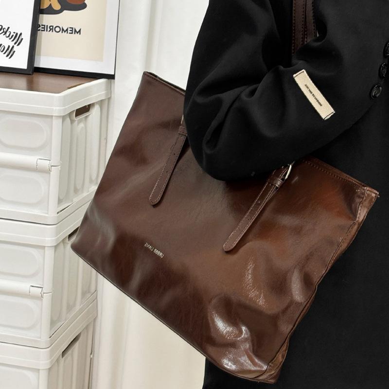 Premium Retro Large Capacity Commuter Tote Bag Oil Wax Leather Shopping Travel Underarm Portable Messenger Shoulder Bag