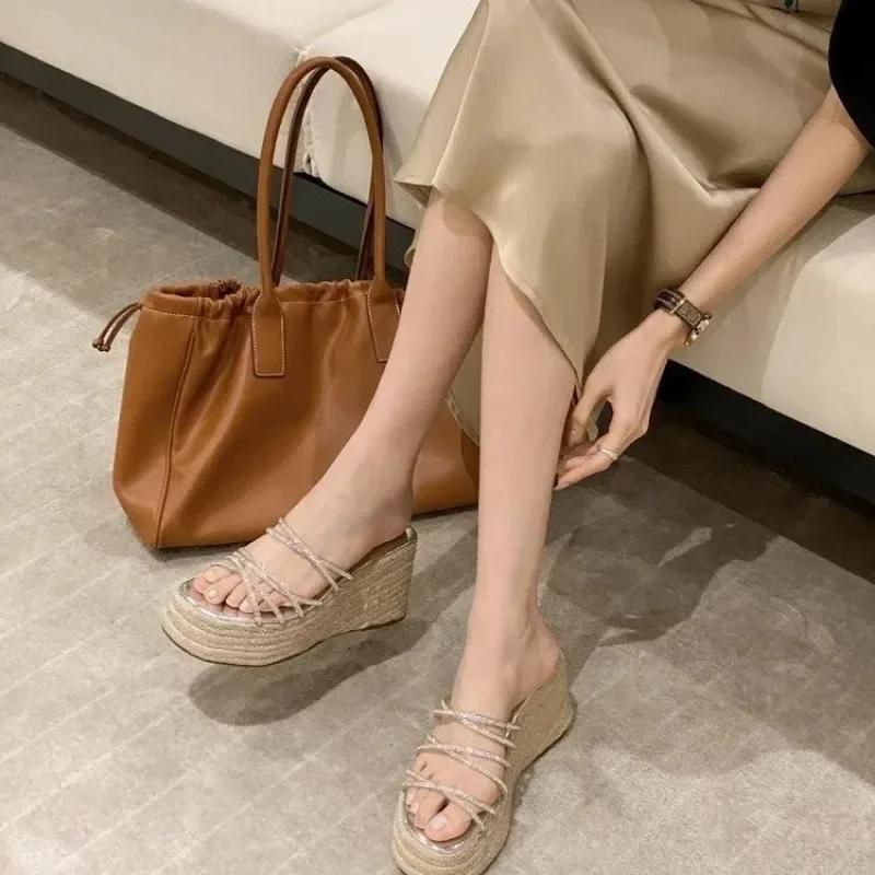 2024 Verão Chinelo Grosso Feminino Moda Elegante Plataforma Cunhas Salto Slides Senhoras Gladiador Tecido Solado Sandálias Sapatos Romanos