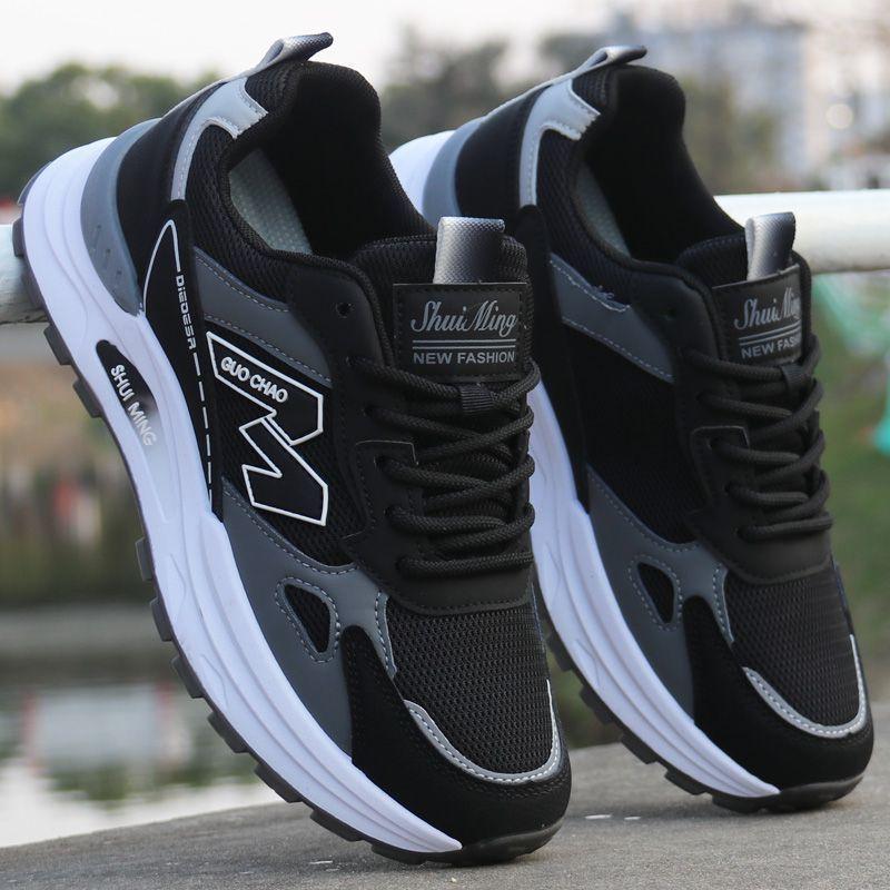 New spring and summer men's breathable lightweight non-slip mesh shoes wear-resistant casual sports soft sole versatile running shoes men