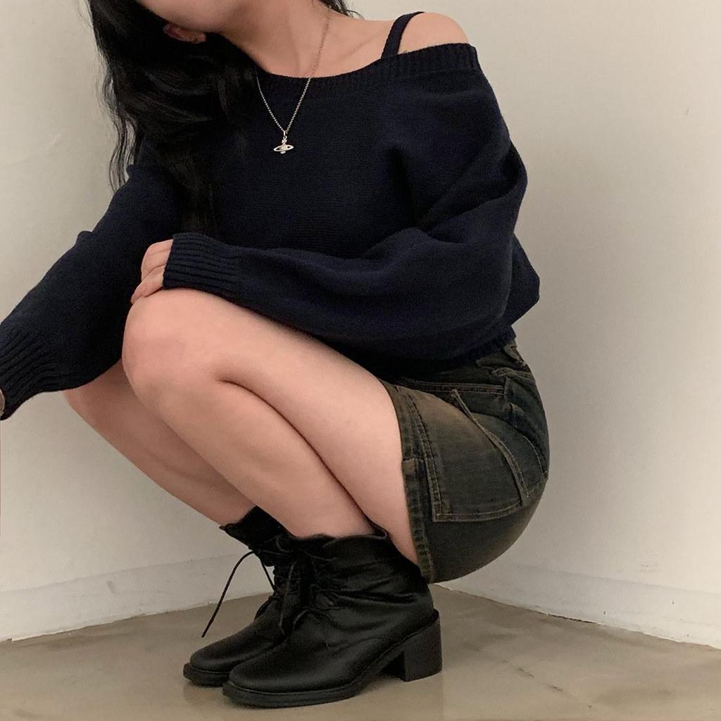 Korejský retro pletený svetr s dlouhým rukávem a odhalenými rameny pro ženy