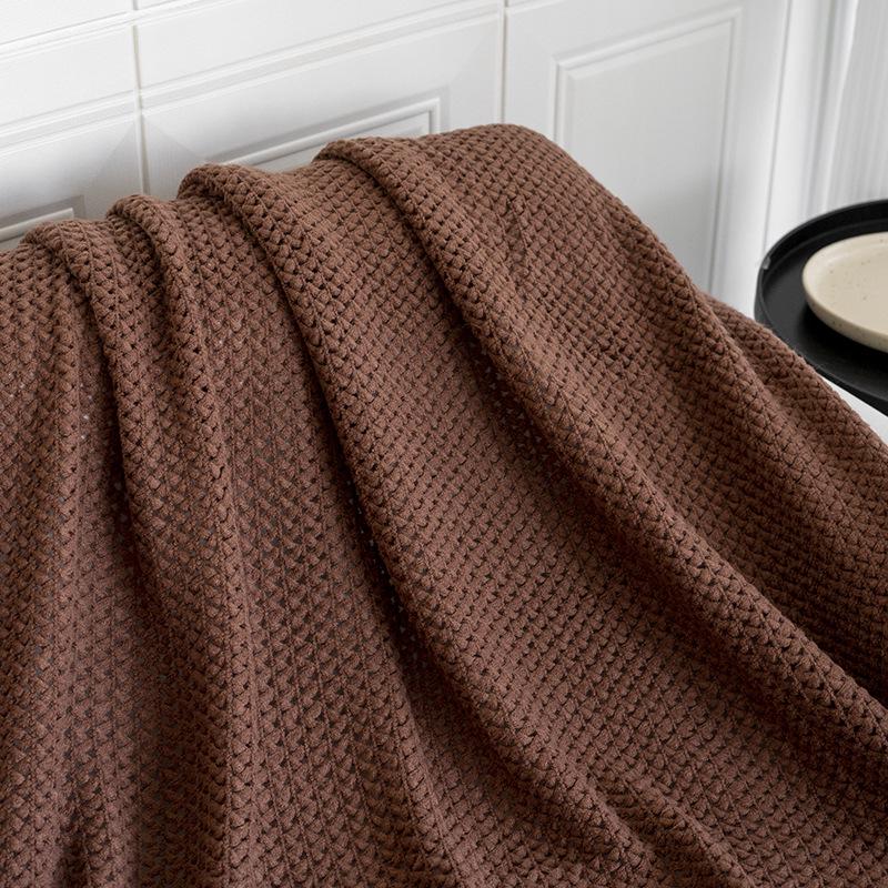 Hollow Grid Knit Blanket – Spring & Summer Wool Cover for Sofa, Office, or Bed.