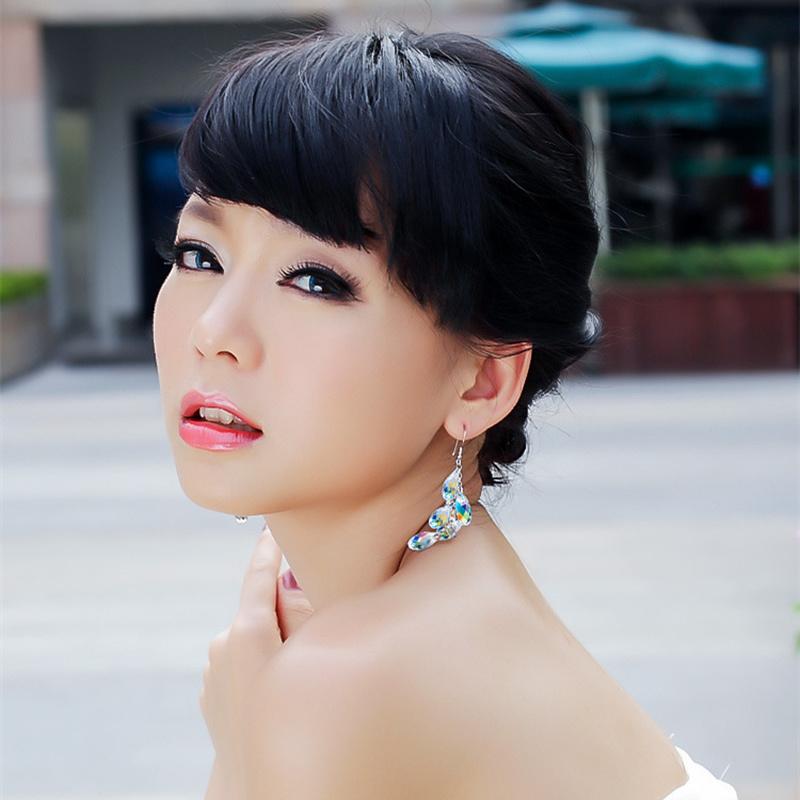 Modische mehrfarbige lange Ohrringe für Damen Hochzeitsschmuck Quasten-Hängeohrringe Verlobung… Mehr