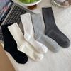 Chaussettes Coton Pur Gris Chaussettes à Empiler Saison Double Aiguille Sans Couture Couleur Unie Absorbant la Transpiration et Désodorant Coton Chaussettes Mi-Haut