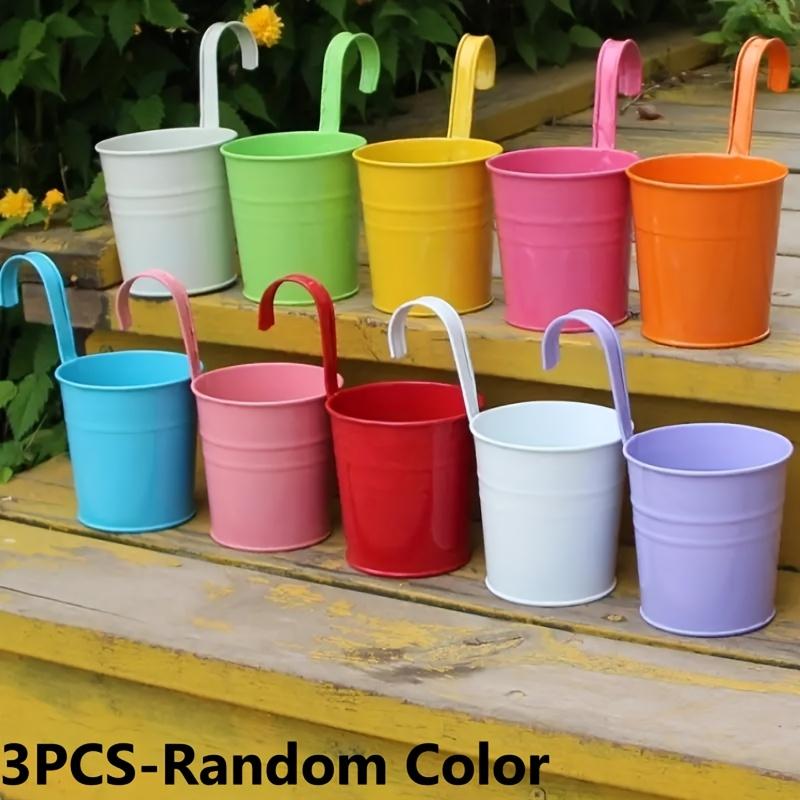 

3pcs Metal Flower Pots - Balcony Wall Hanging Planters with Handles, Garden Decoration Supplies for Outdoor Use-Random Color