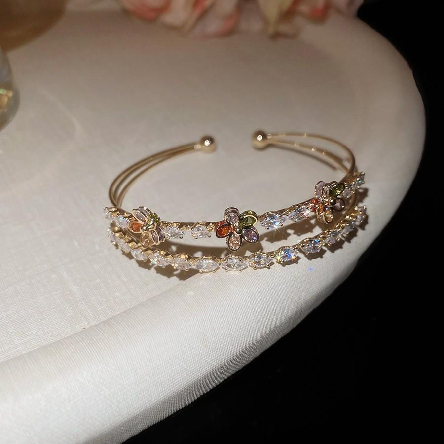 Super Flash Zircon Round Heart-shaped Flower Multi-layer Open Bracelet Exquisite and Beautiful Bracelet Light Luxury Jewelry Women