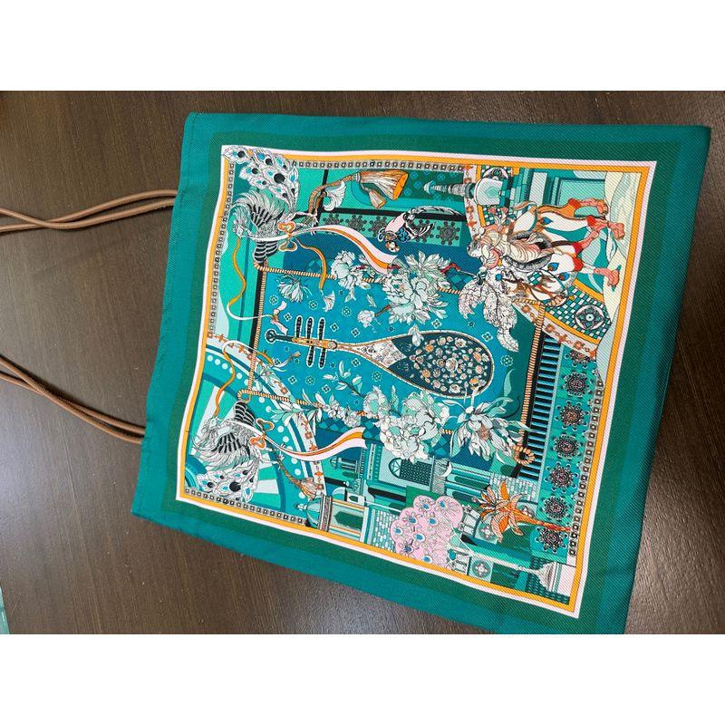 

Exquisite Mulberry Silk Twill Silk Shoulder Bag Old Money Style New Chinese Style Green lute