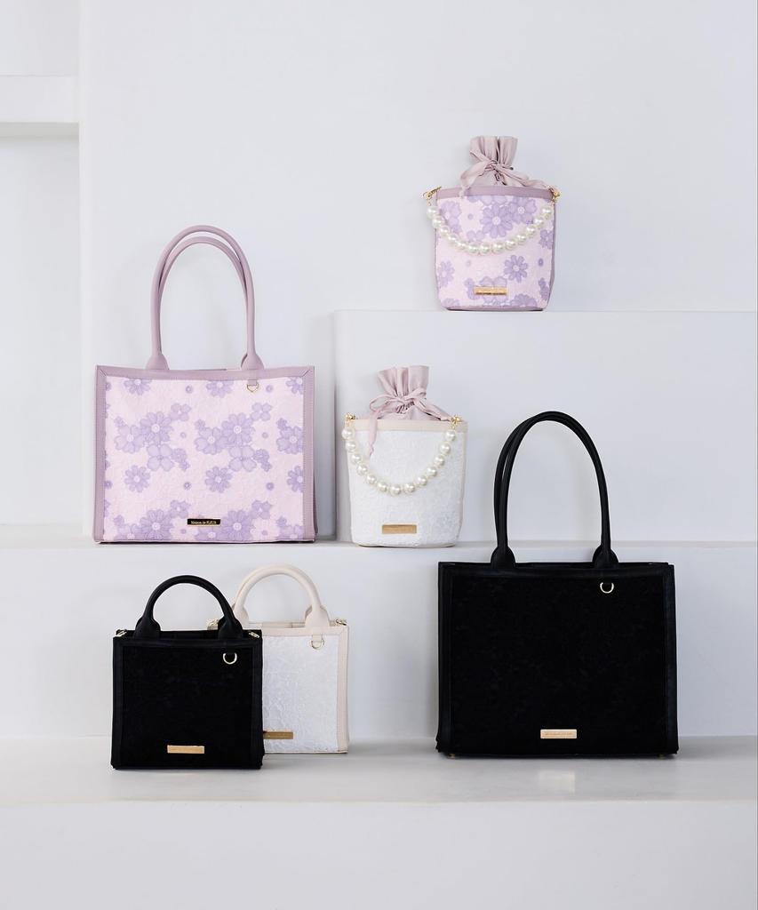 Maison De Fleur Flower Lace Square Tote Bag, Ivory, 08000079500