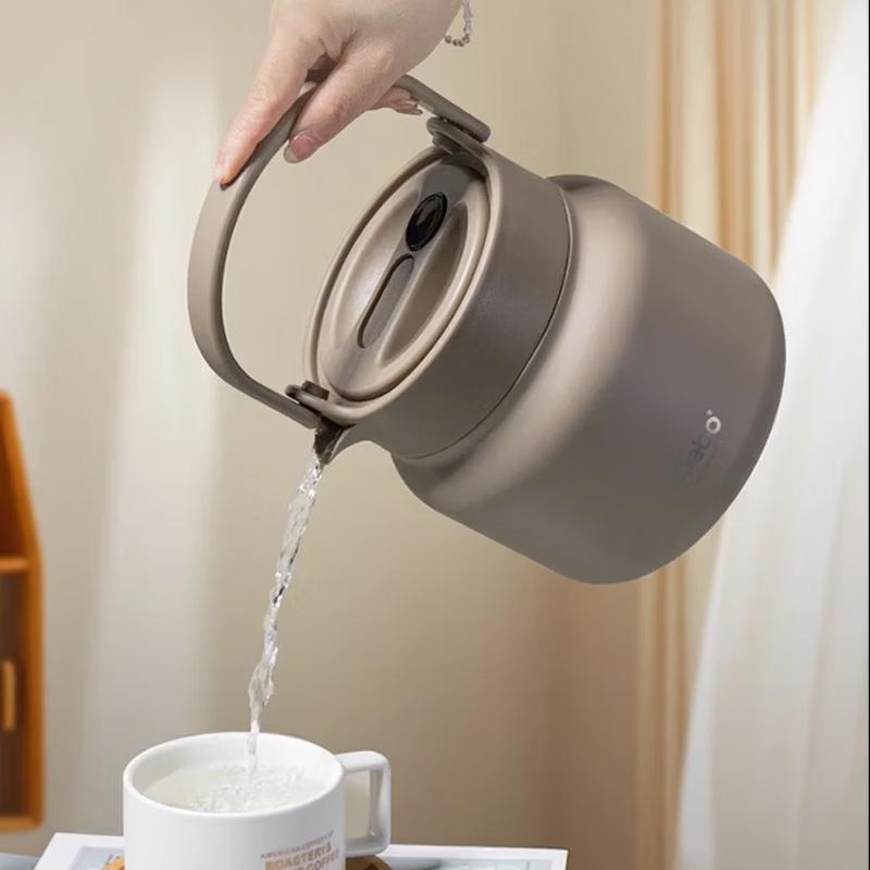 Debo Frick 1.5L Vacuum Insulated Teapot