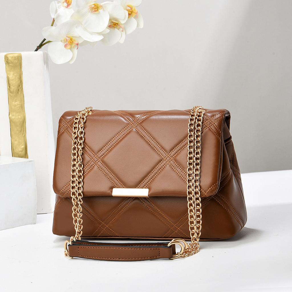 New Women's Bag Women's Quality Single Shoulder Crossbody Underarm Bag Candy Color Fashion Chain Small Square Bag