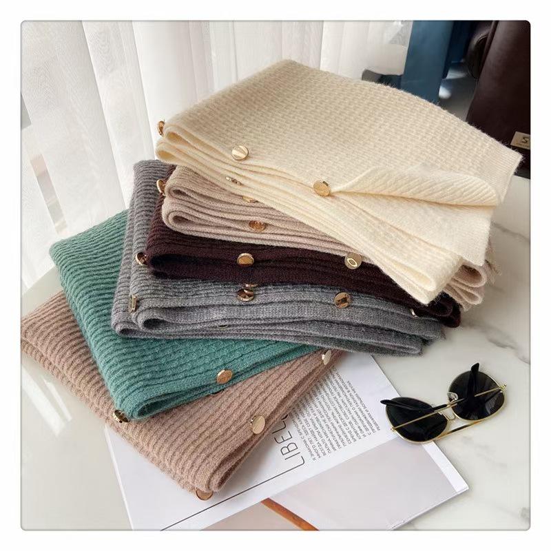 Elegancki dziergany szal peleryna: Modny jesienny kardigan i kamizelka dla kobiet