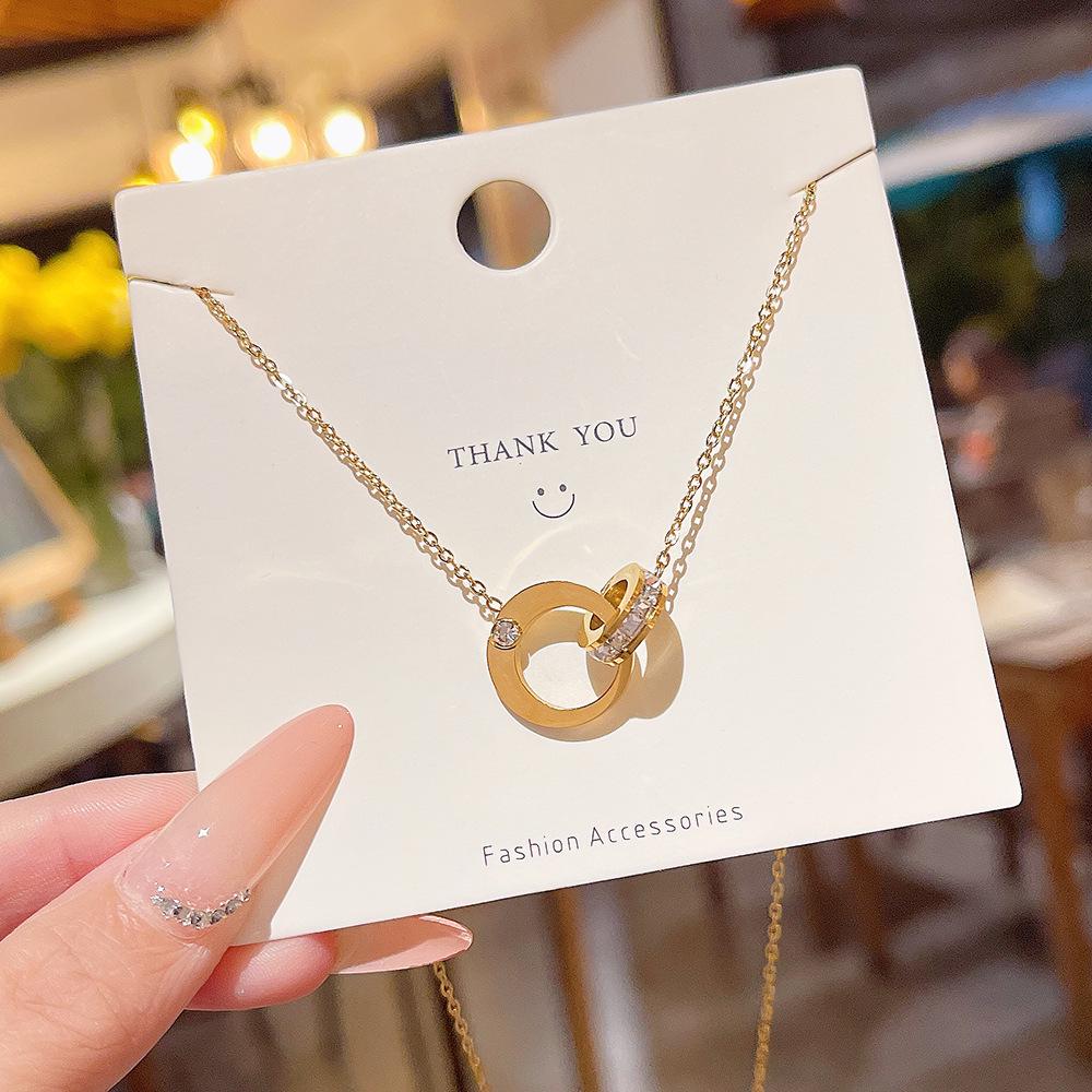 Korean 18K Gold Titanium Steel Women's Clavicle Necklace - Versatile, High-End, Non-Fading Temperament Choker.