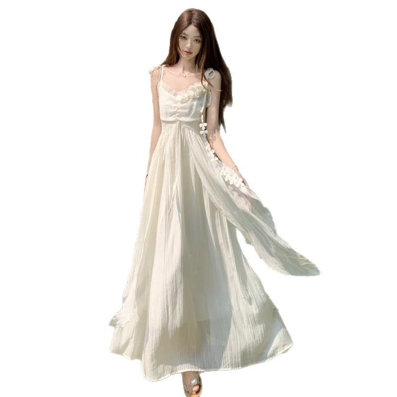 Holiday style design suspender dress for women's 2026 summer new waist and thin temperament long skirt