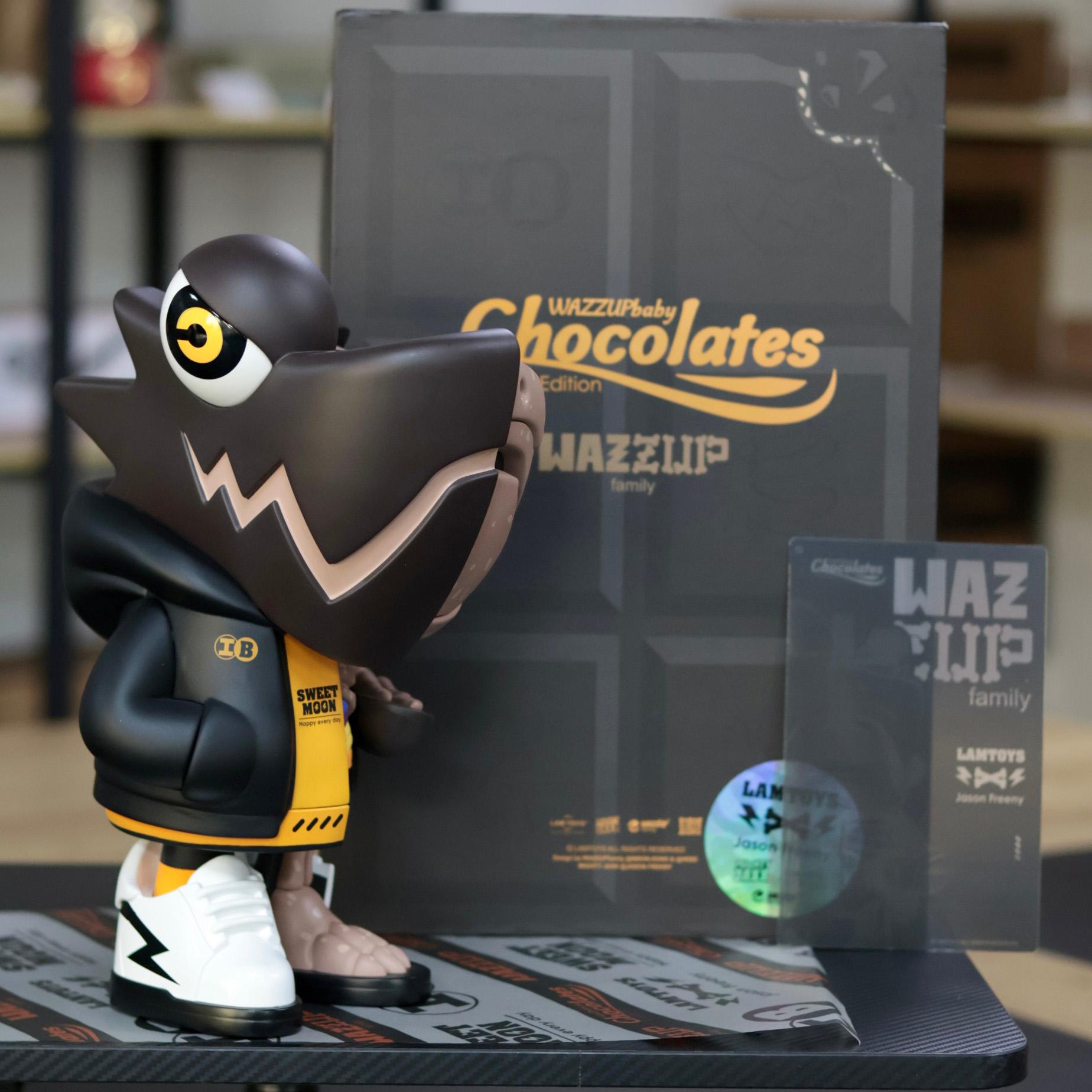 

LAMTOYS X MIGHTY JAXX, Хамелеон-почтальон