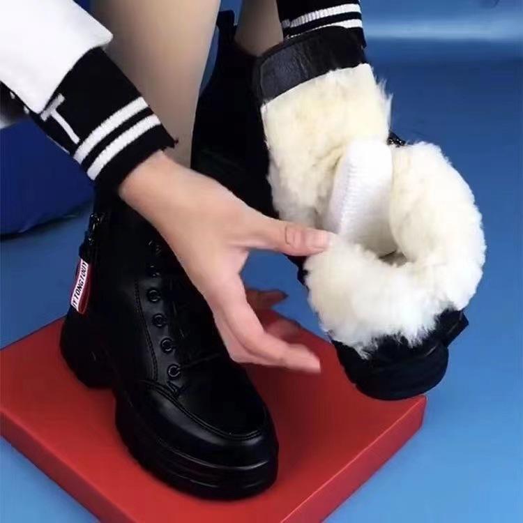Soft leather snow boots women's winter 2025 new leather wool integrated velvet cotton shoes versatile platform Martin boots