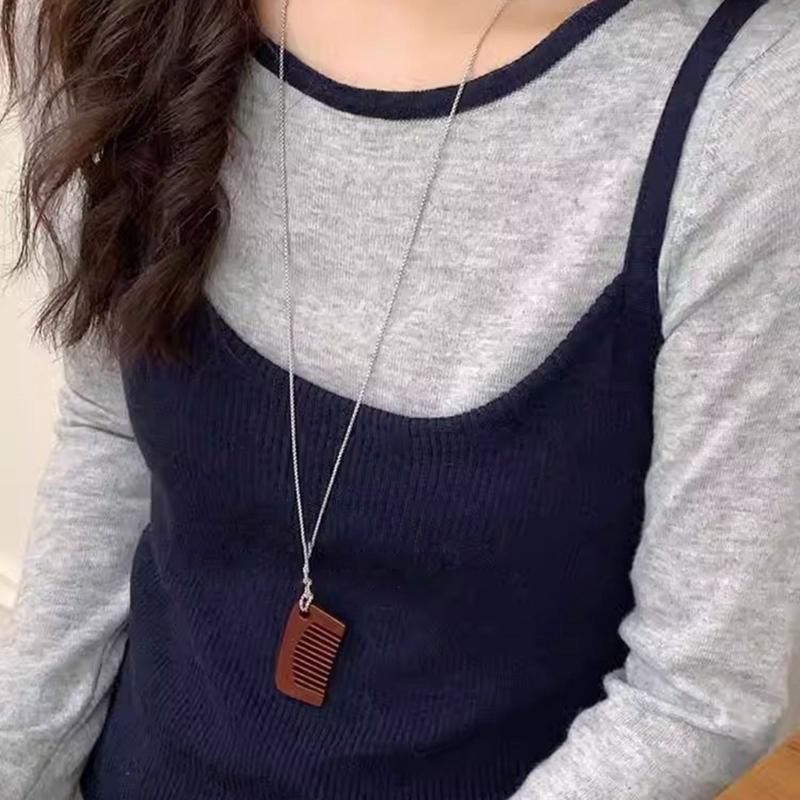 Fashion Comb Pendant Necklace with Adjustable Lanyard Pendant Necklace Perfect for Expressing Individuality Daily Life
