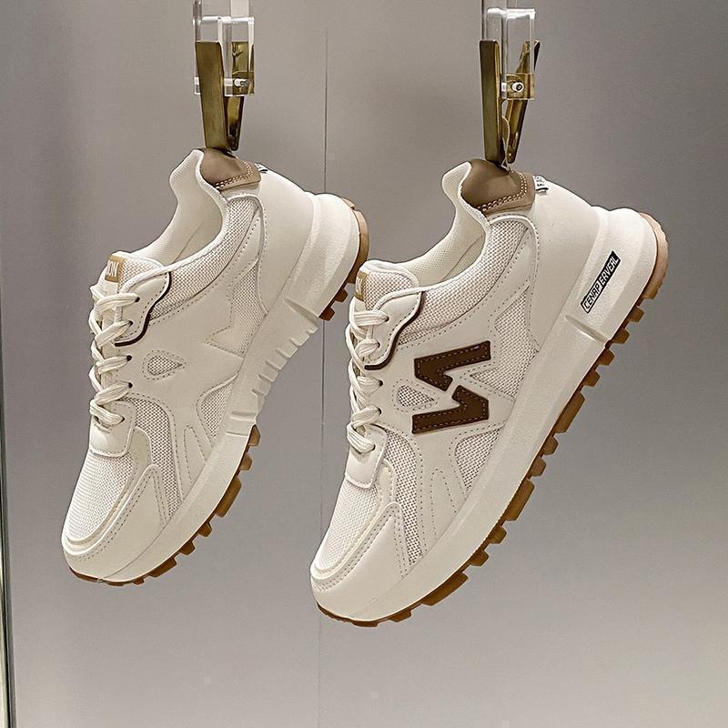 Универсальные легкие белые женские спортивные кроссовки на толстой подошве - Повседневные и спортивные 37