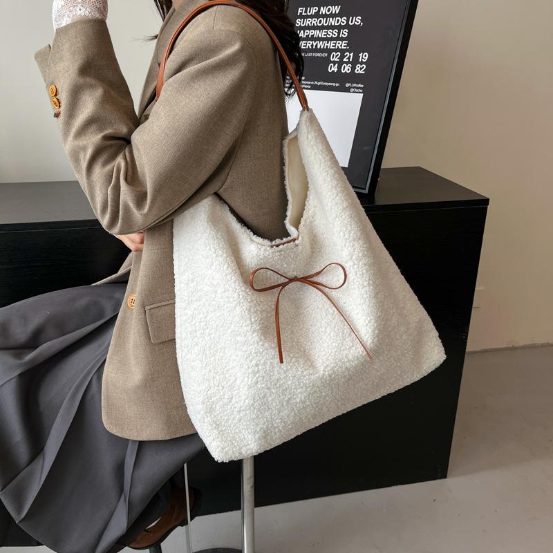 Foreign Fashion Underarm Bag Women's 2025 Autumn and Winter New Simple Casual Large-capacity Tote Bag To Work Commuter Women's Bag