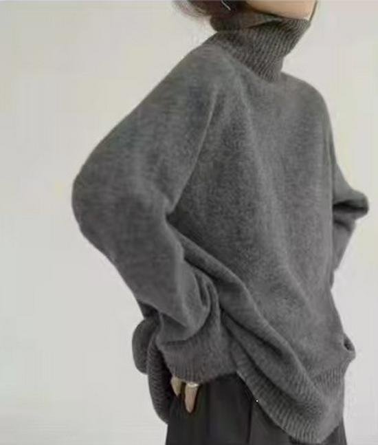 Women's High-End Solid Color Knit Turtleneck Sweater - Autumn/Winter Casual Slim Fit Top.