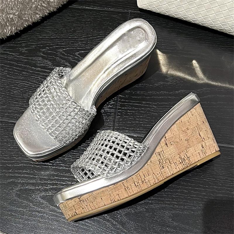 Pesstwei  Summer Street Designer Wood Grain High Heels Hollow Out Breathable Fashion Platform Wedges Woman Slippers Shoes