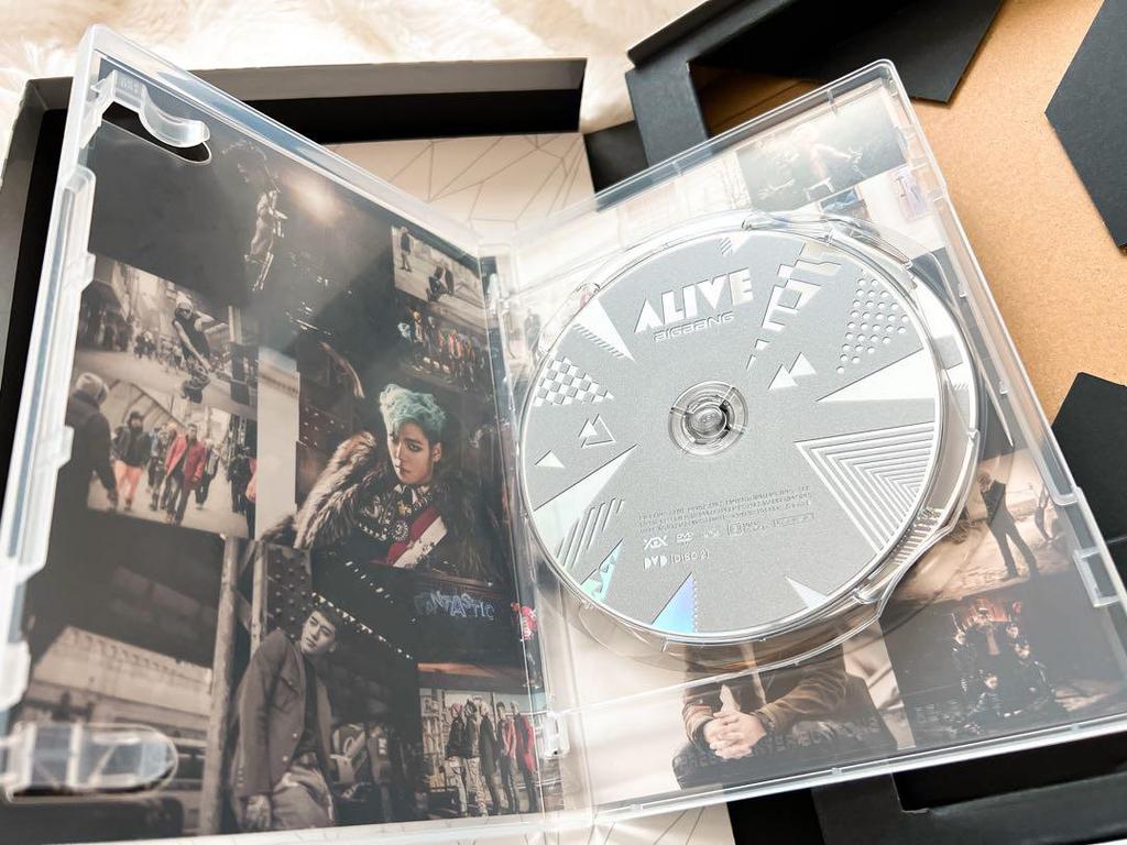 [USED] BIGBANG ALIVE First Press Limited Edition CD x 2DVD with Photobook