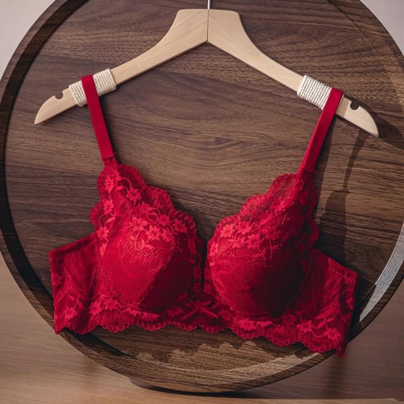 Black Lace Deep V Push Up Bra For Women