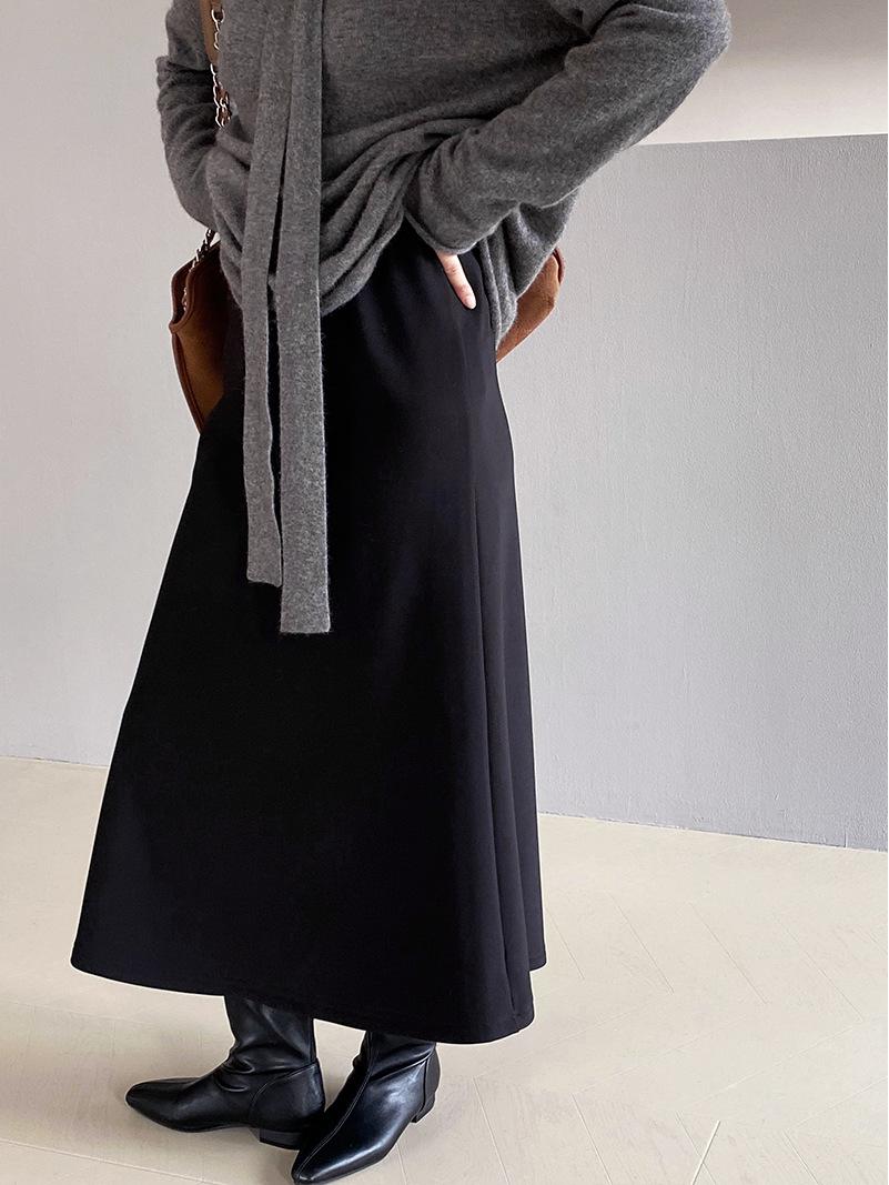 

Юбка-рыбий хвост из черного бархата Jiangzuo — облегающая, универсальная, не мнется, идеальна для осени и зимы M