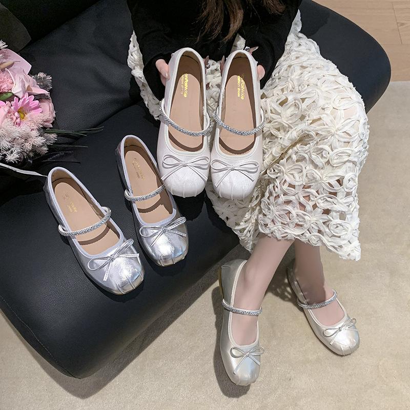 French flats silver single shoes women's 2025 new summer skirt ballet Mary Jane small leather shoes evening shoes