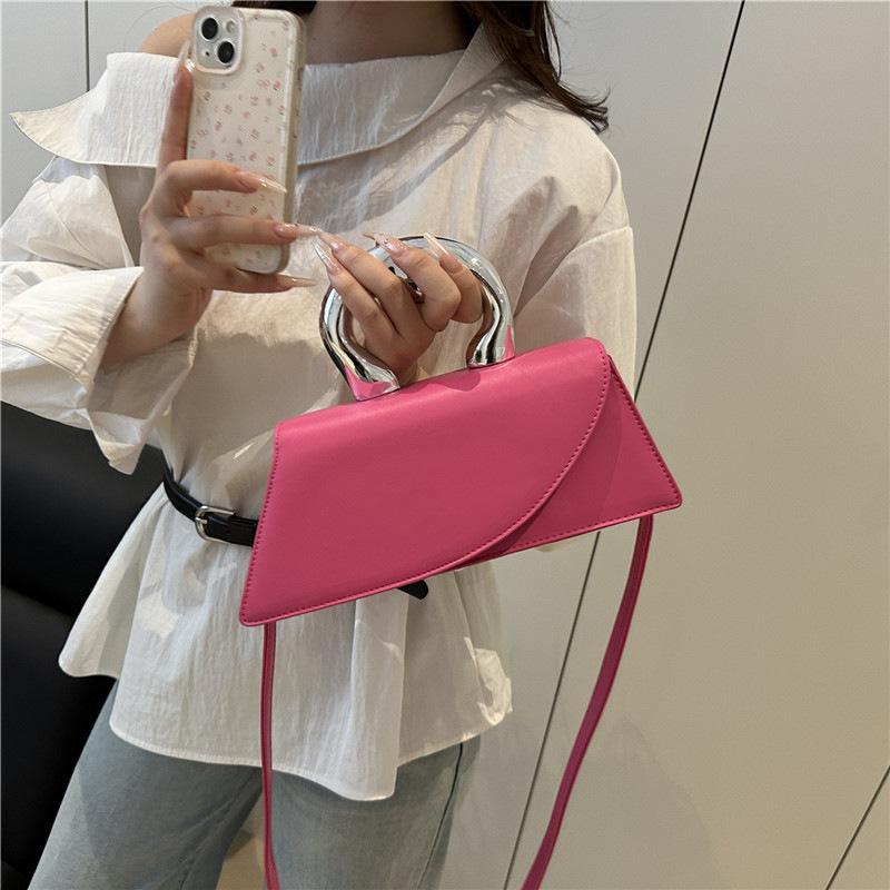 Vintage Women Black Chic Crossbody Bag Luxury Designer Small Shoulder Bags Fashion Red Purse Cute Pu Leather Handbag Sac A Main