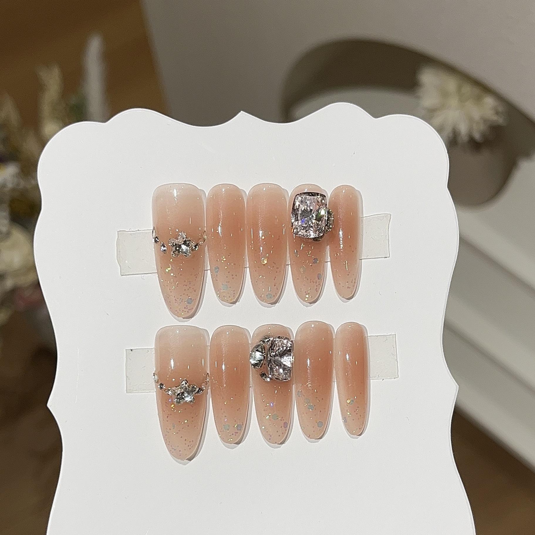 

Повседневный белый и универсальный всесезонный румянец Naked Pink Blush Fine K9 Patch L