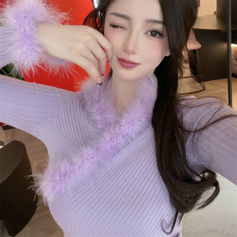 Women's Designer Slim Fit V-Neck Sweater - Fuzzy Splicing, Autumn/Winter Collection