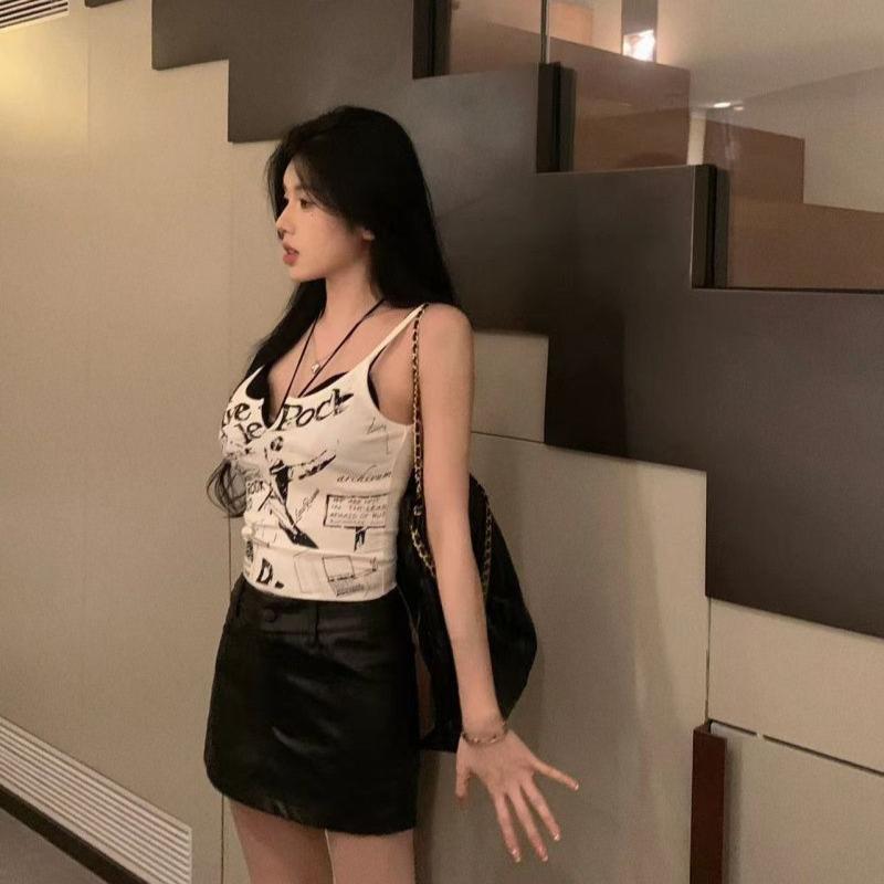 Women Sling Tops Black White T-shirts Sleeveless Inner Tops For Girls Y2K Tops Athletic Vest