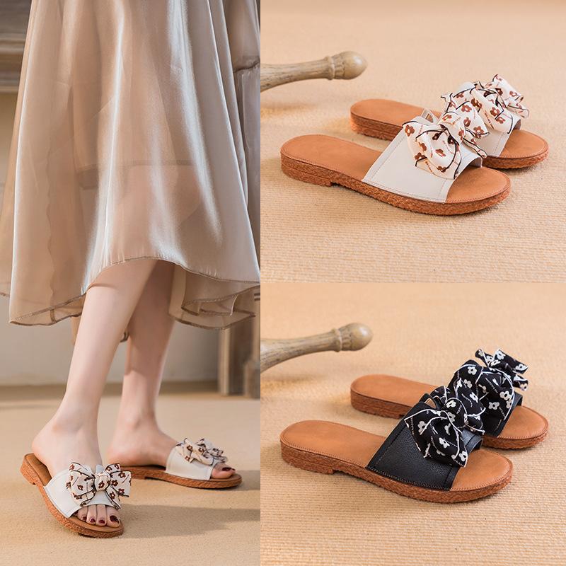 2025 new summer women's slippers first layer cowhide outer wear sandals home casual height increase beef tendon flat soft sole sandals