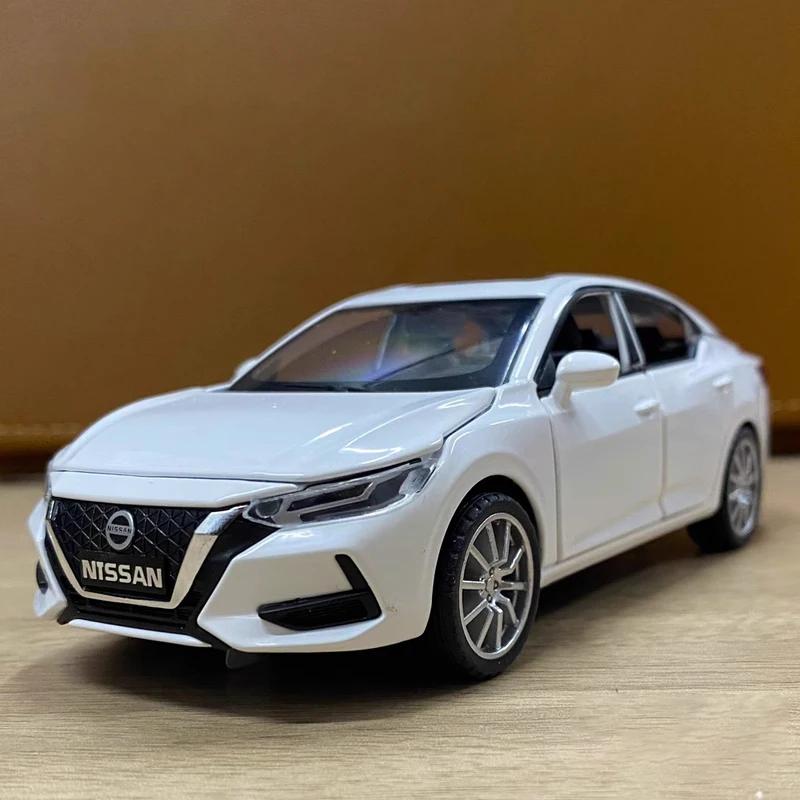 Modellino Auto Giocattolo in Lega pressofusa Nissan SYLPHY 1/32 Giocattolo con Suoni e Luci Collezionabili Regalo di Compleanno