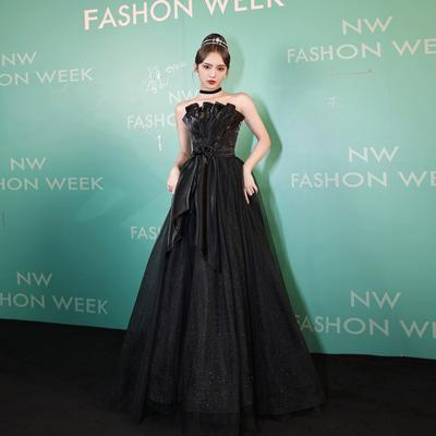 Ladies' Black Evening Dress Temperament Celebrity Evening Dress Dress Small Design Sense Evening Dress