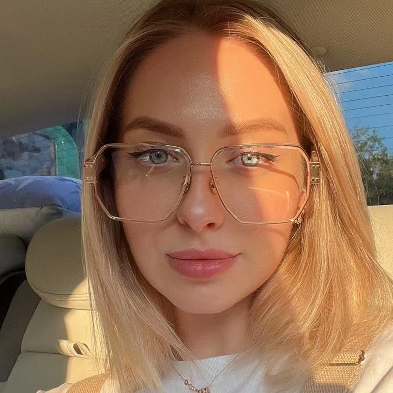 Lunettes de soleil carrées Lunettes de soleil polyvalentes de célébrité sur Internet Lunettes de soleil anti-ultraviolets