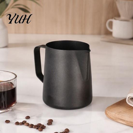 Coffee Drink Decoration Pitcher Stainless Steel Milk Frothing Pitcher, Professional Latte Art Cup with Measurement Scale, Dripless Spout Steaming Jug