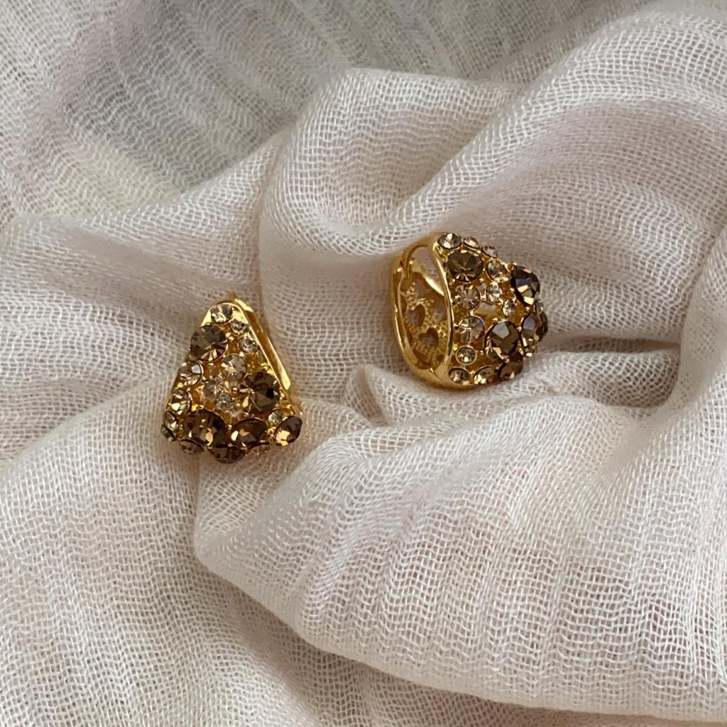 Super Flash Black Zircon Earrings, Premium Sense Earrings, Temperament, Premium Atmosphere 20 Tide Earrings, Earrings.