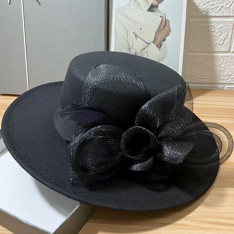 Autumn and winter fashion versatile elegant woolen top hat female British mesh flower top hat female face versatile